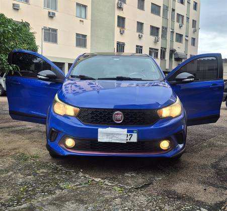 FIAT ARGO 1.8 E.TORQ FLEX HGT AT6 FIAT ARGO 1.8 E.TORQ FLEX HGT AT6